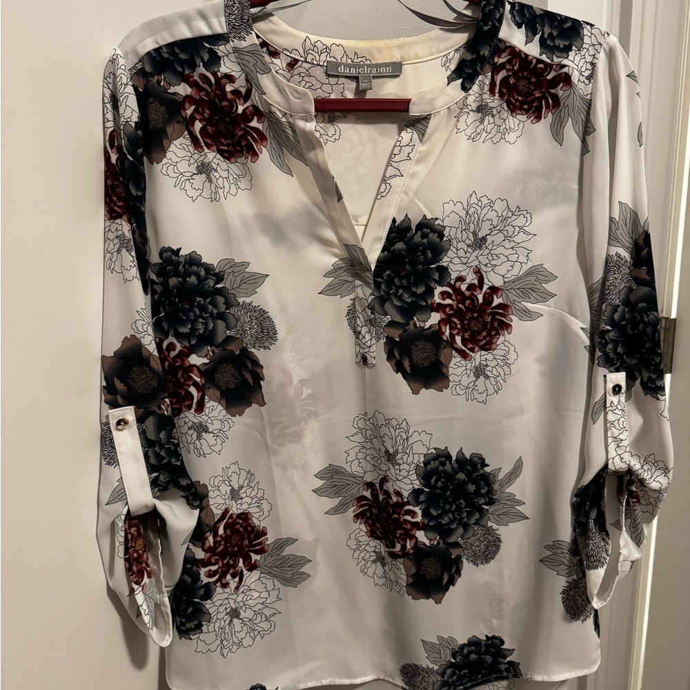 Daniel Rainn Women's Floral Blouse - Black, Red, and White